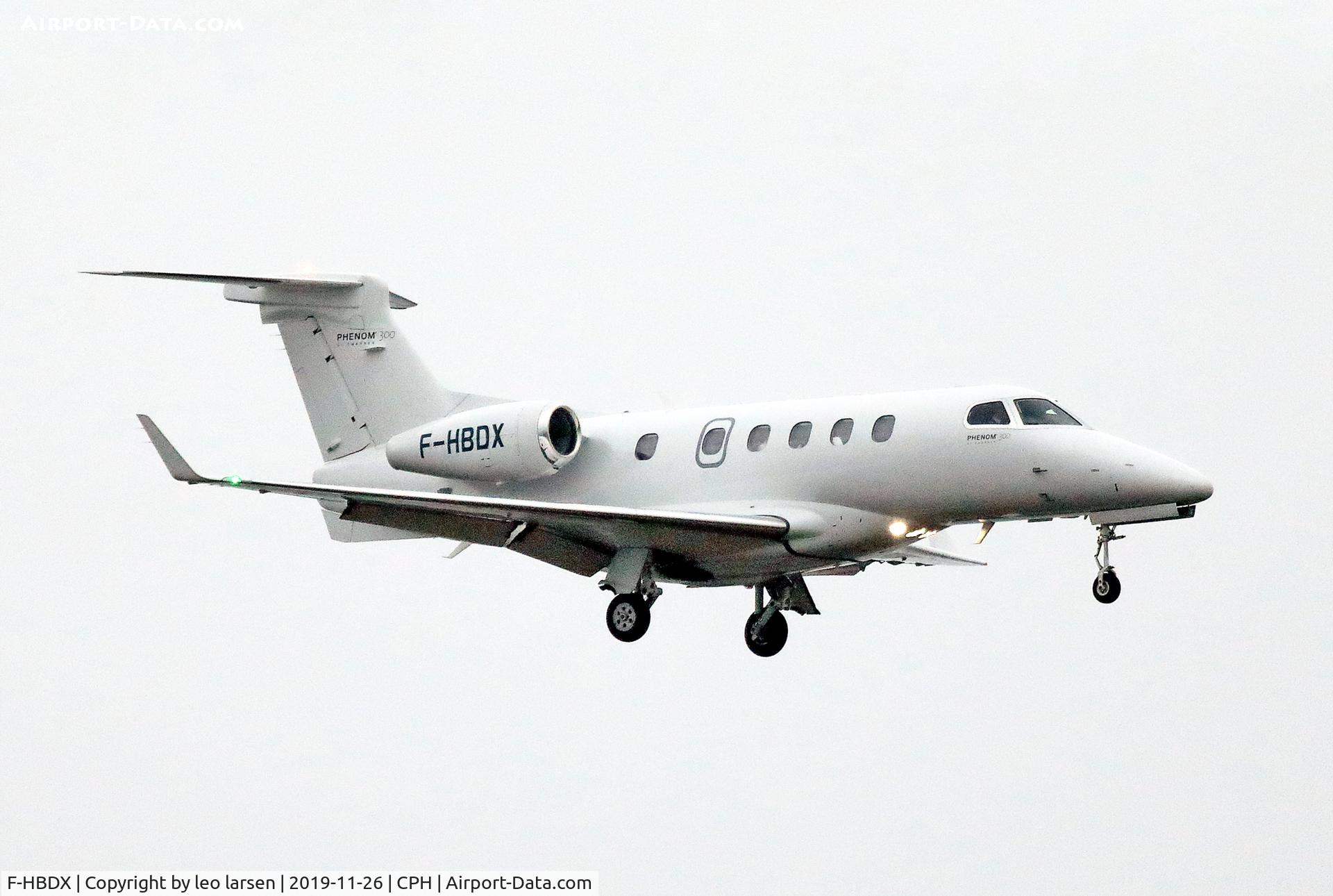 F-HBDX, 2015 Embraer EMB-505 Phenom 300 C/N 50500216, Copenhagen 26.11.2019