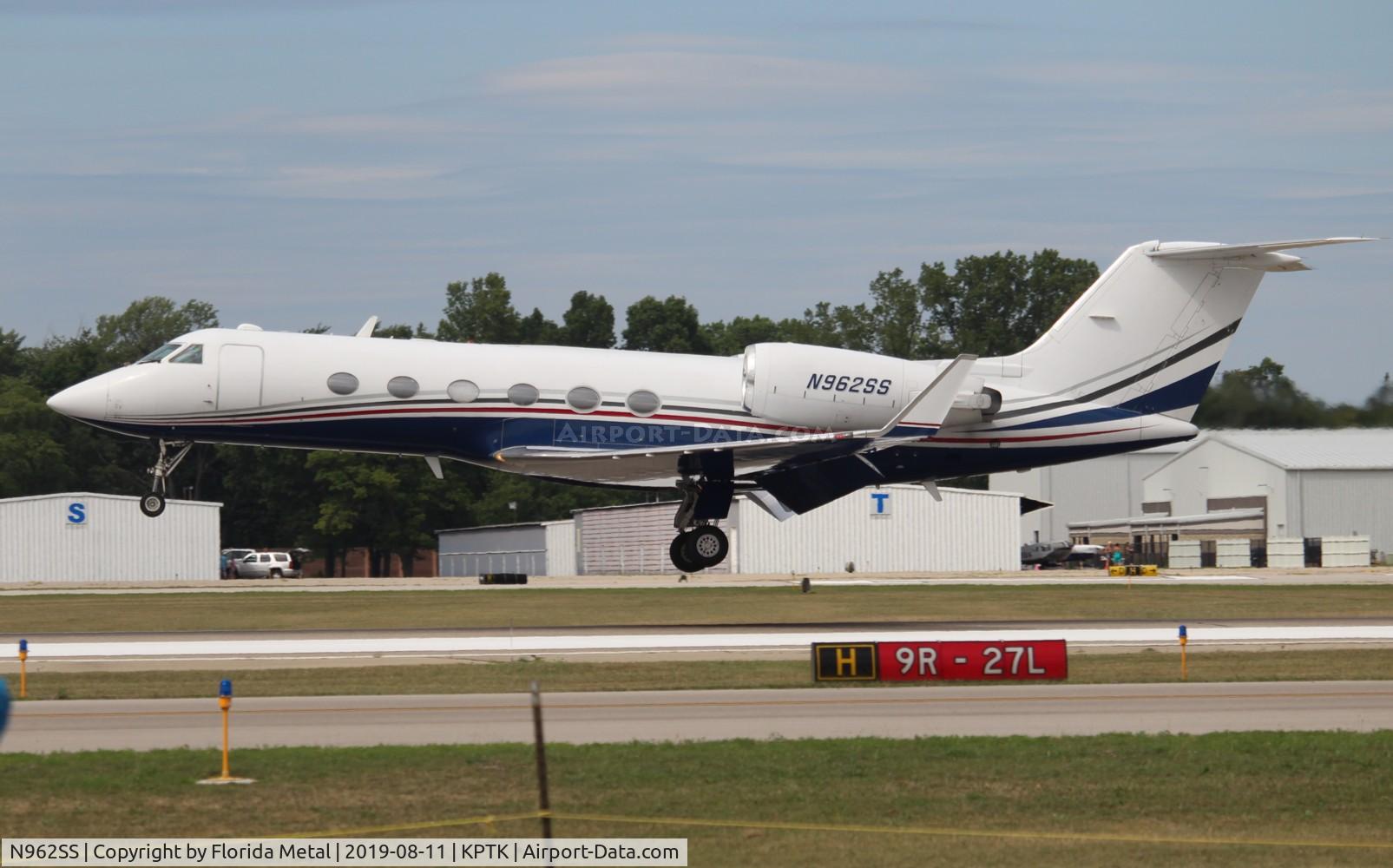 N962SS, 1989 Gulfstream Aerospace G-IV C/N 1121, Gulfstream IV