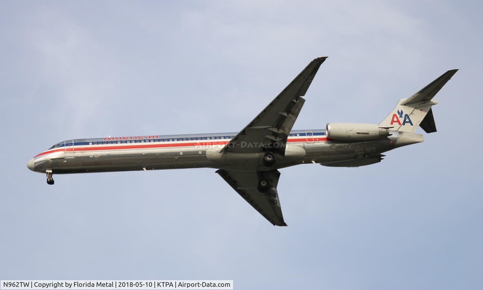 N962TW, 1999 McDonnell Douglas MD-83 (DC-9-83) C/N 53612, American