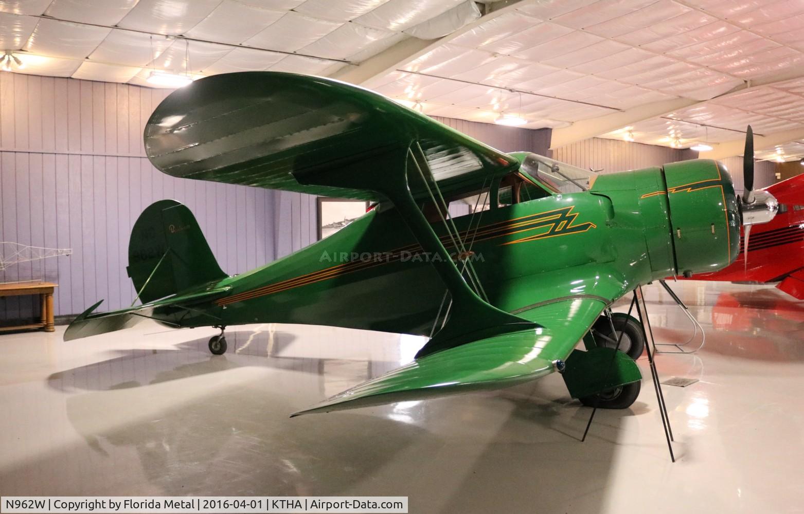 N962W, 1936 Beech C17L C/N 100, Beech C17L