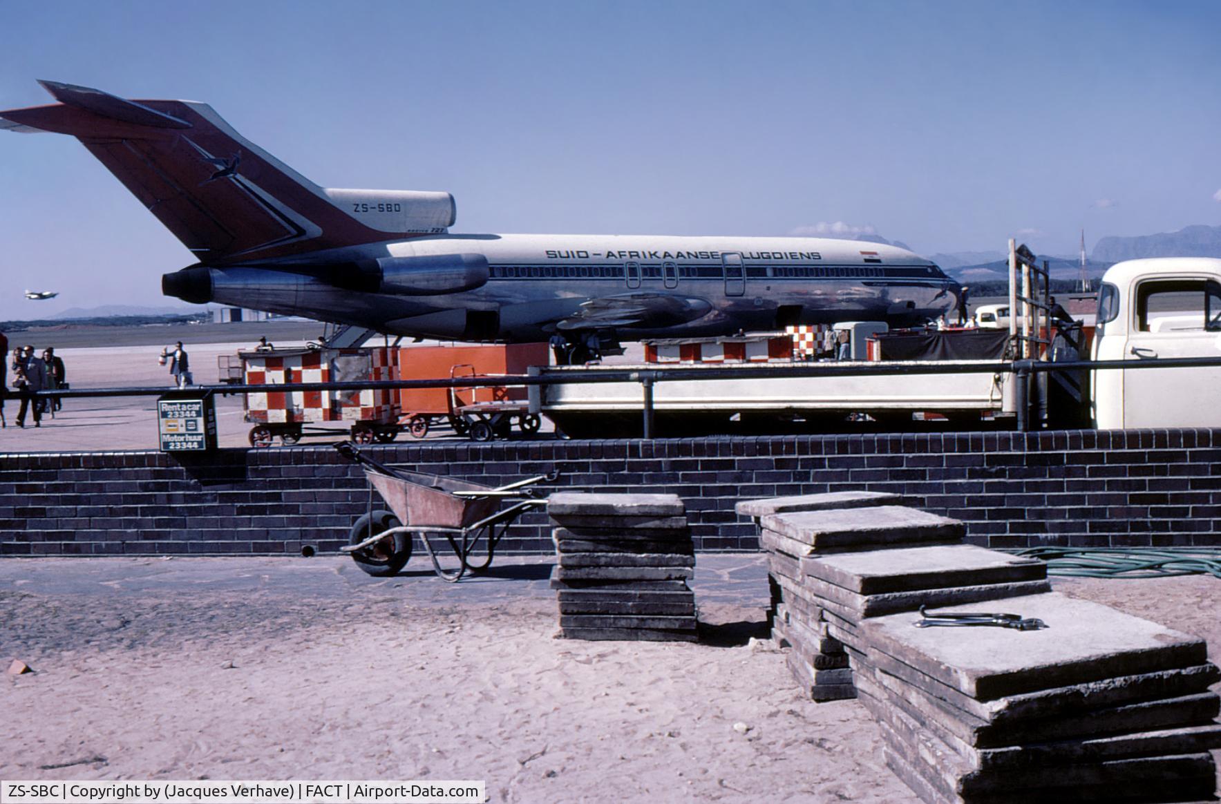 ZS-SBC, 1965 Boeing 727-44 C/N 18894, Circa 1971
Cape Town, South Africa
South African Airways Boeing 727
Airport was known then as DF Malan