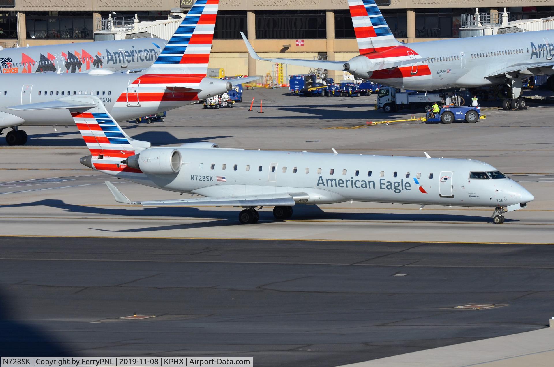 N728SK, 2005 Bombardier CRJ-701 (CL-600-2C10) Regional Jet C/N 10192, Amercan Eagle CL700