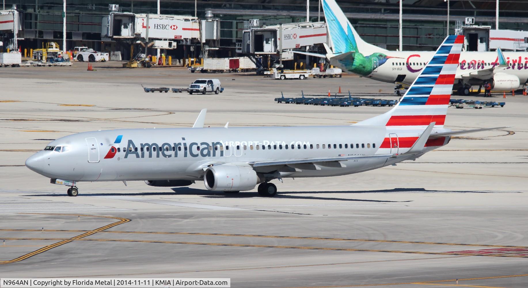 N964AN, 2001 Boeing 737-823 C/N 30093, American