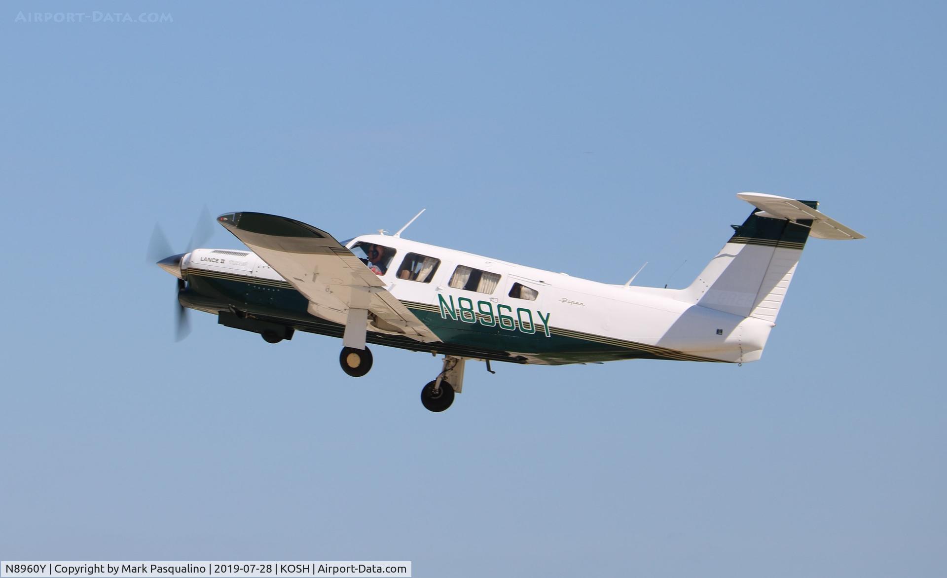 N8960Y, 1978 Piper PA-32RT-300T Turbo Lance II C/N 32R-7887047, Piper PA-32RT-300T