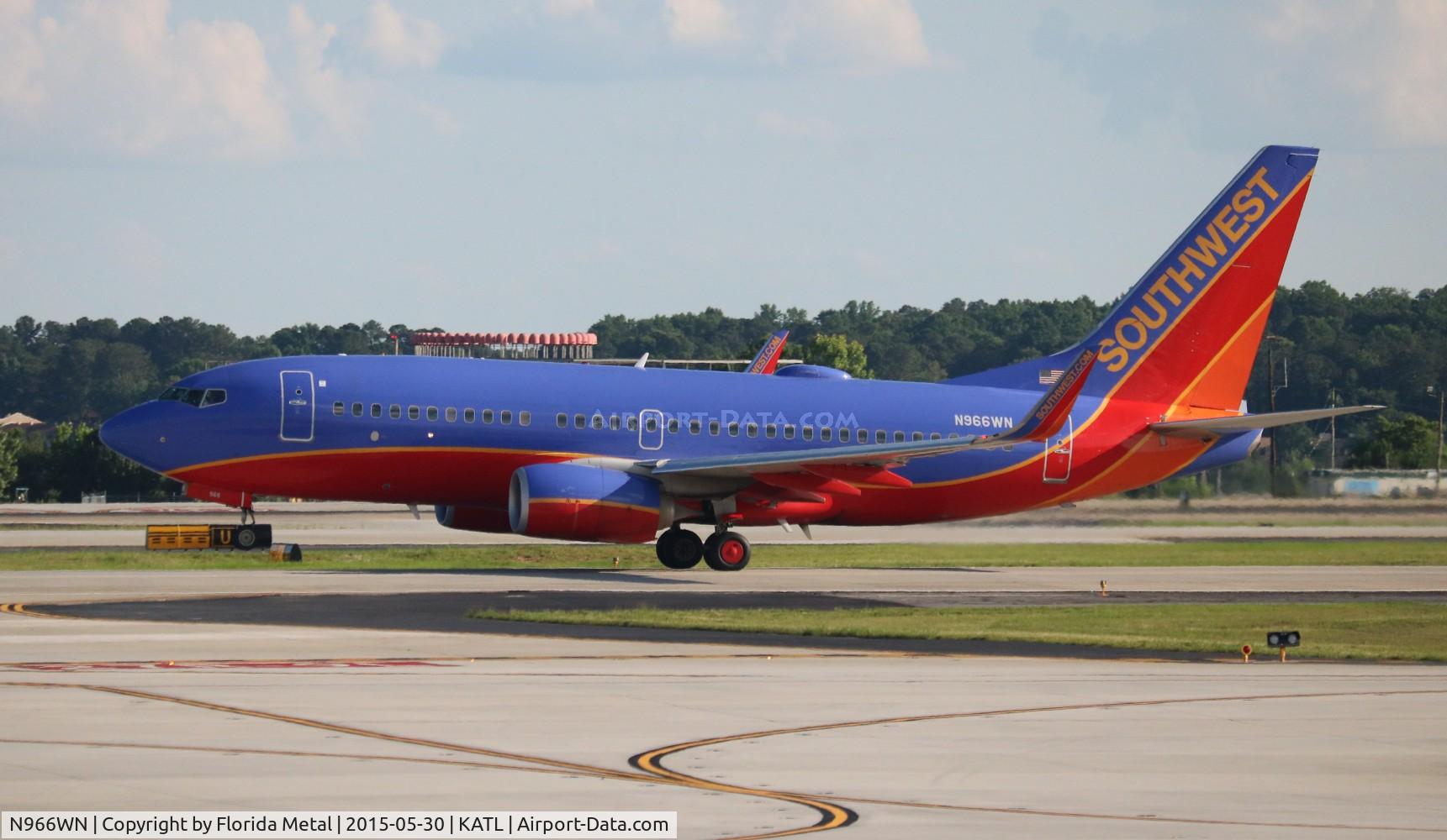 N966WN, 2011 Boeing 737-7H4 C/N 36966, Southwest