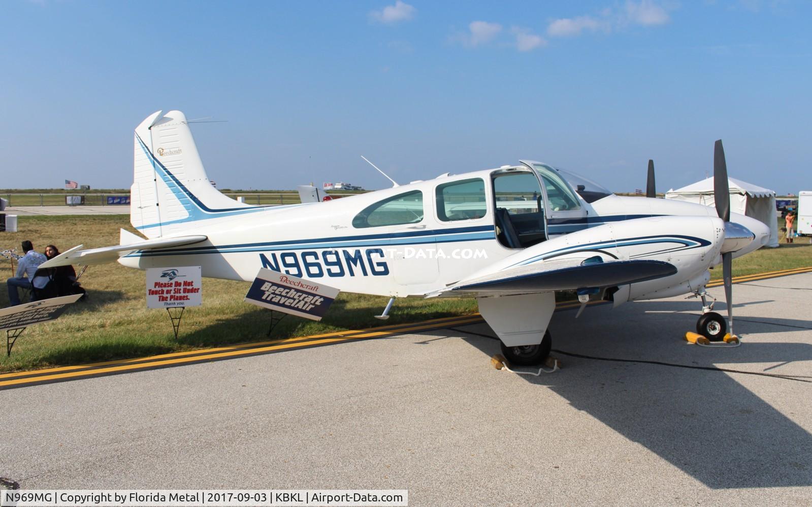 N969MG, 1963 Beech D95A Travel Air C/N TD-553, Travel Air