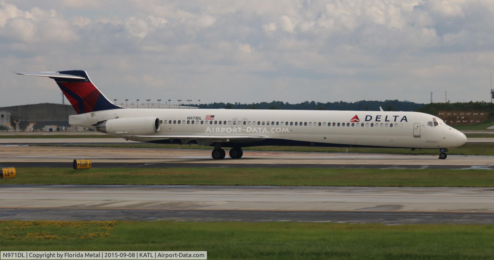 N971DL, 1991 McDonnell Douglas MD-88 C/N 53214, Delta