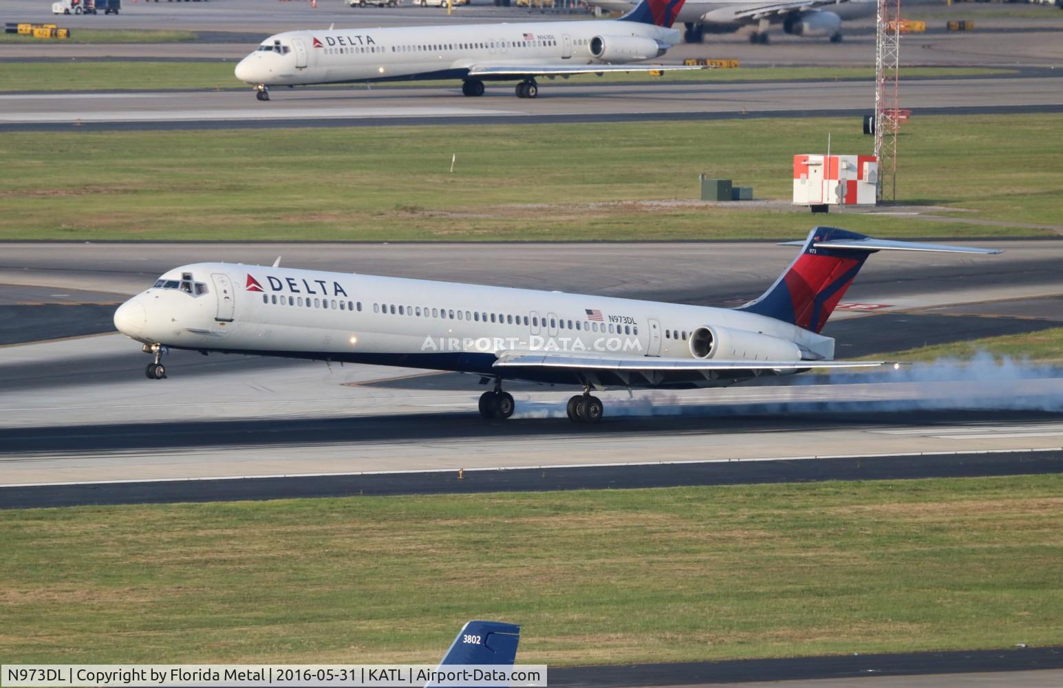 N973DL, 1991 McDonnell Douglas MD-88 C/N 53241, Delta