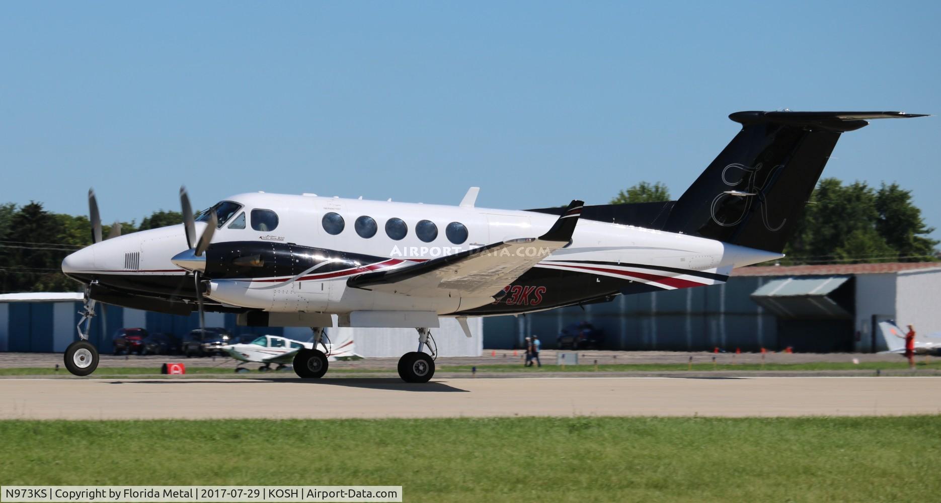 N973KS, 1986 Beech 300 Super King Air C/N FA-107, KingAir 350