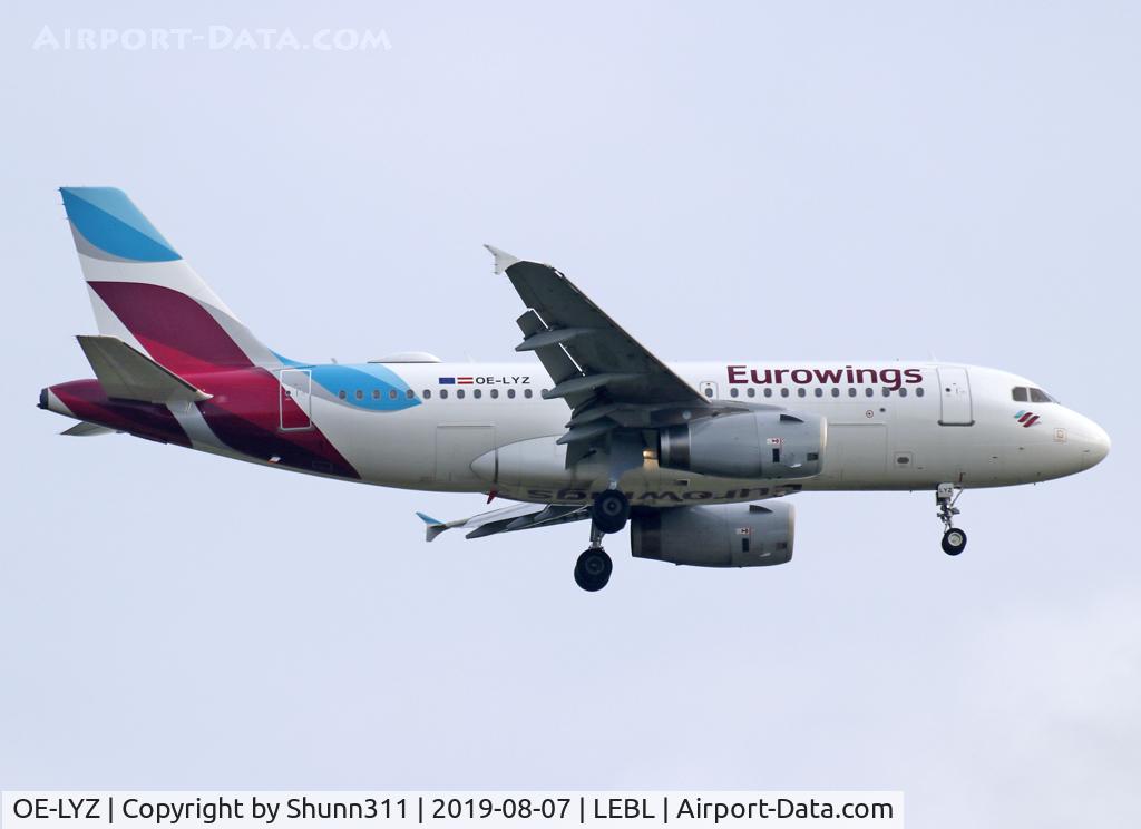 OE-LYZ, 2010 Airbus A319-132 C/N 4227, Landing rwy 07L