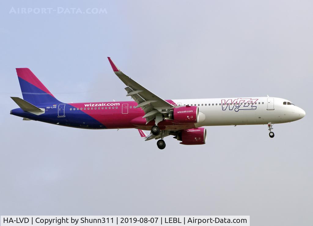HA-LVD, 2019 Airbus A321-271NX C/N 8882, Landing rwy 07L
