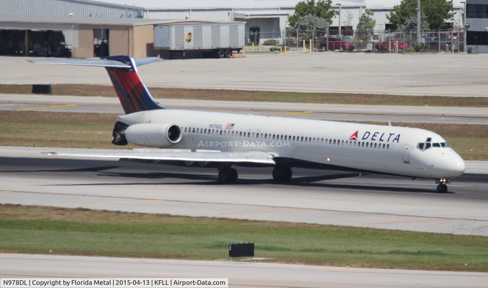 N978DL, 1991 McDonnell Douglas MD-88 C/N 53259, Delta