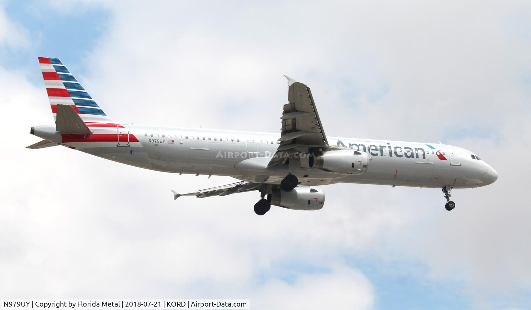 N979UY, 2013 Airbus A321-231 C/N 5763, American