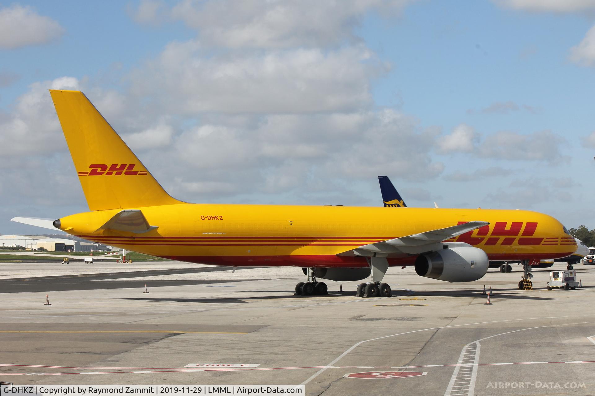 G-DHKZ, 1992 Boeing 757-236/PCF C/N 25620, B757 G-DHKZ DHL Cargo