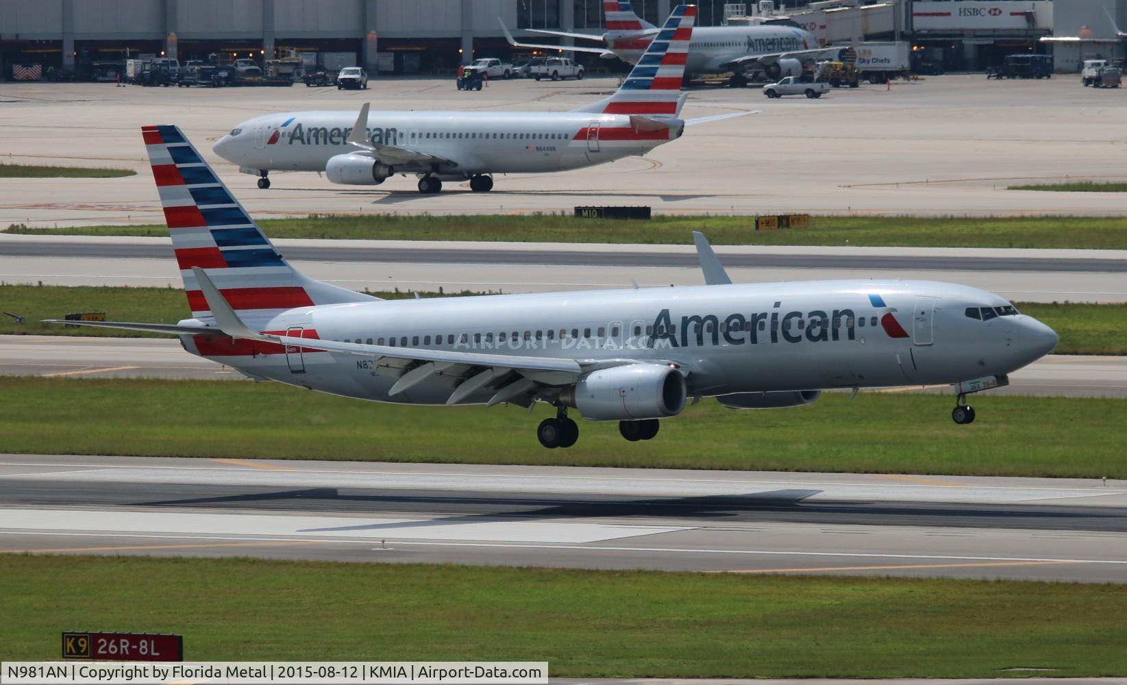 N981AN, 2009 Boeing 737-823 C/N 29569, American