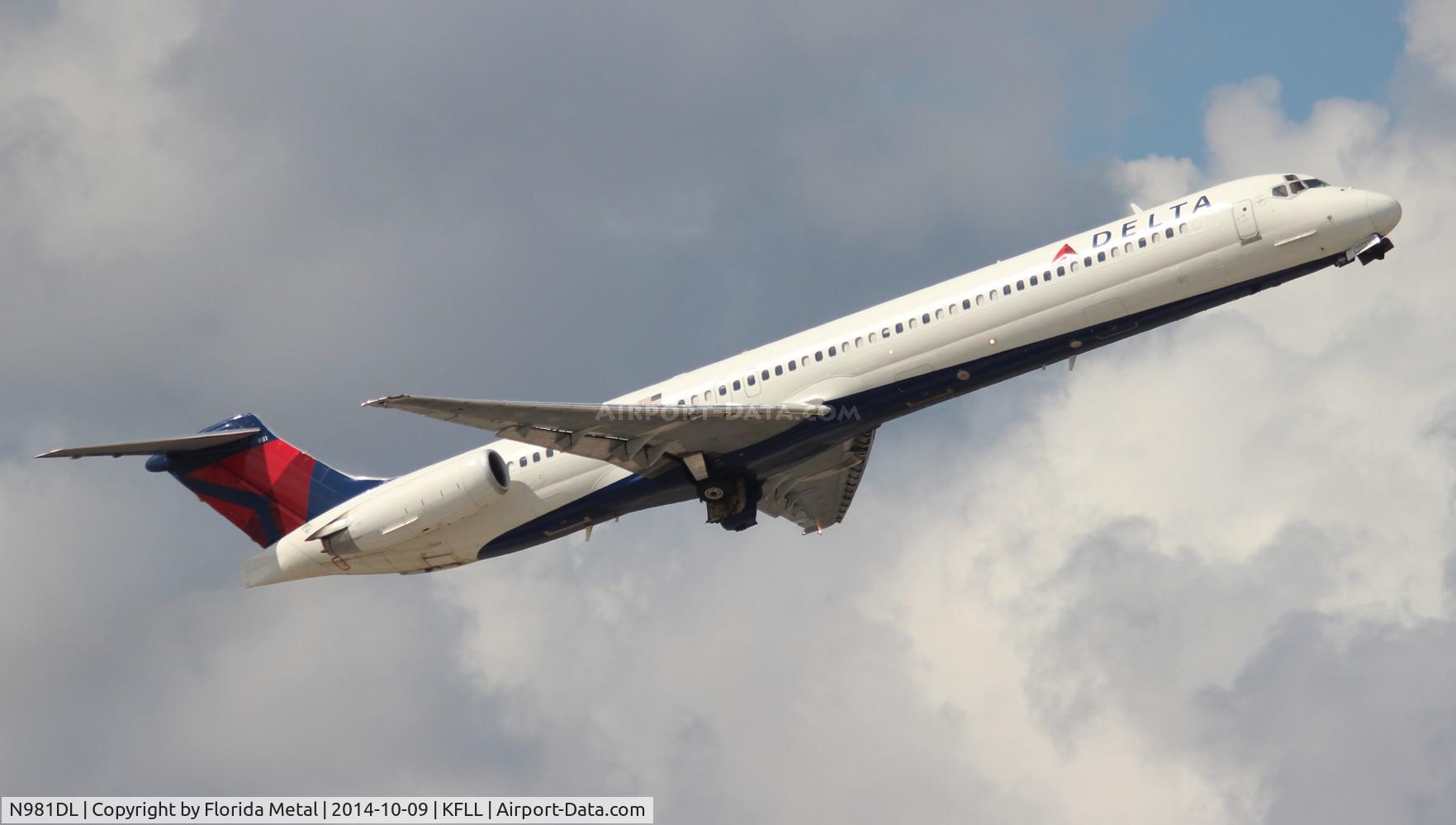 N981DL, 1991 McDonnell Douglas MD-88 C/N 53268, Delta