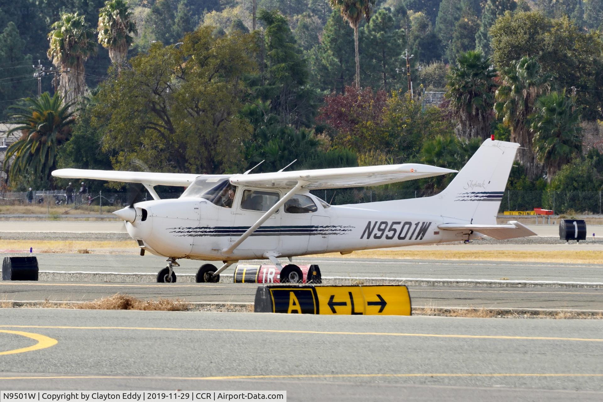 N9501W, 1997 Cessna 172R C/N 17280304, Buchanan Field Concord airport 2019.