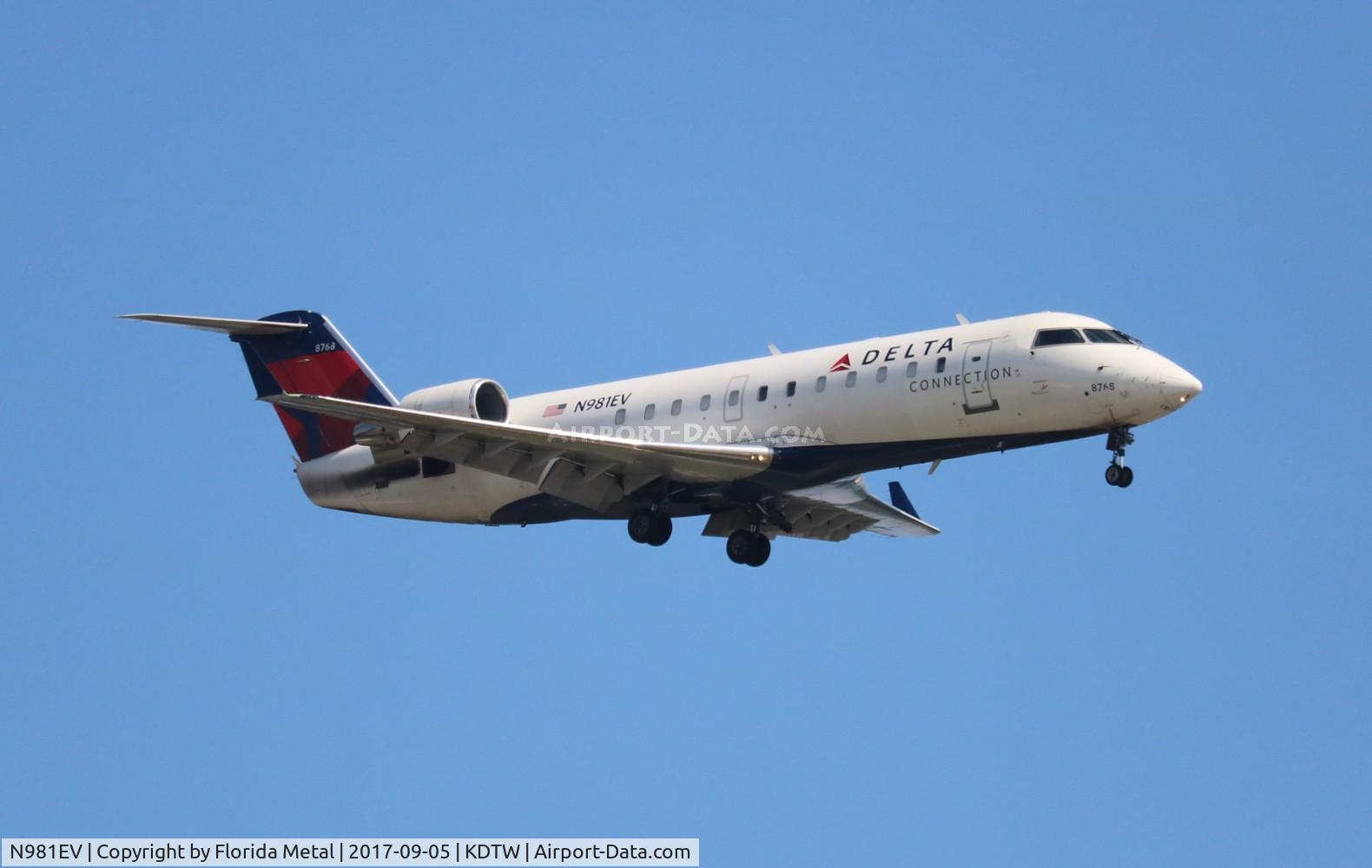 N981EV, 2003 Bombardier CRJ-200ER (CL-600-2B19) C/N 7768, Delta connection