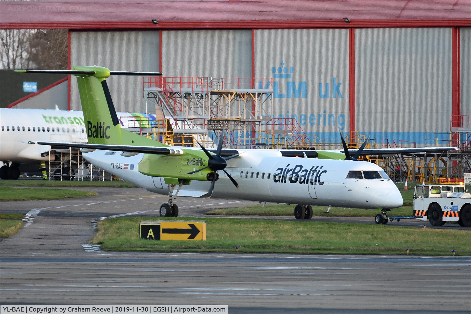 YL-BAE, 2009 Bombardier DHC-8-402 Dash 8 C/N 4289, Now with green engine pods.