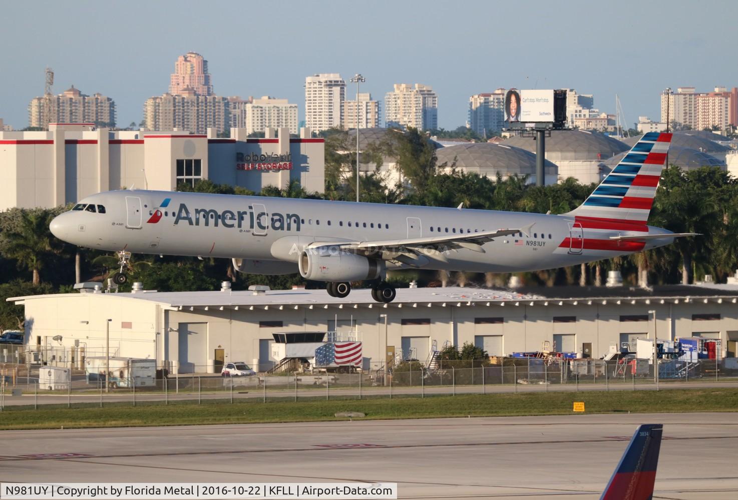 N981UY, 2013 Airbus A321-231 C/N 5800, American