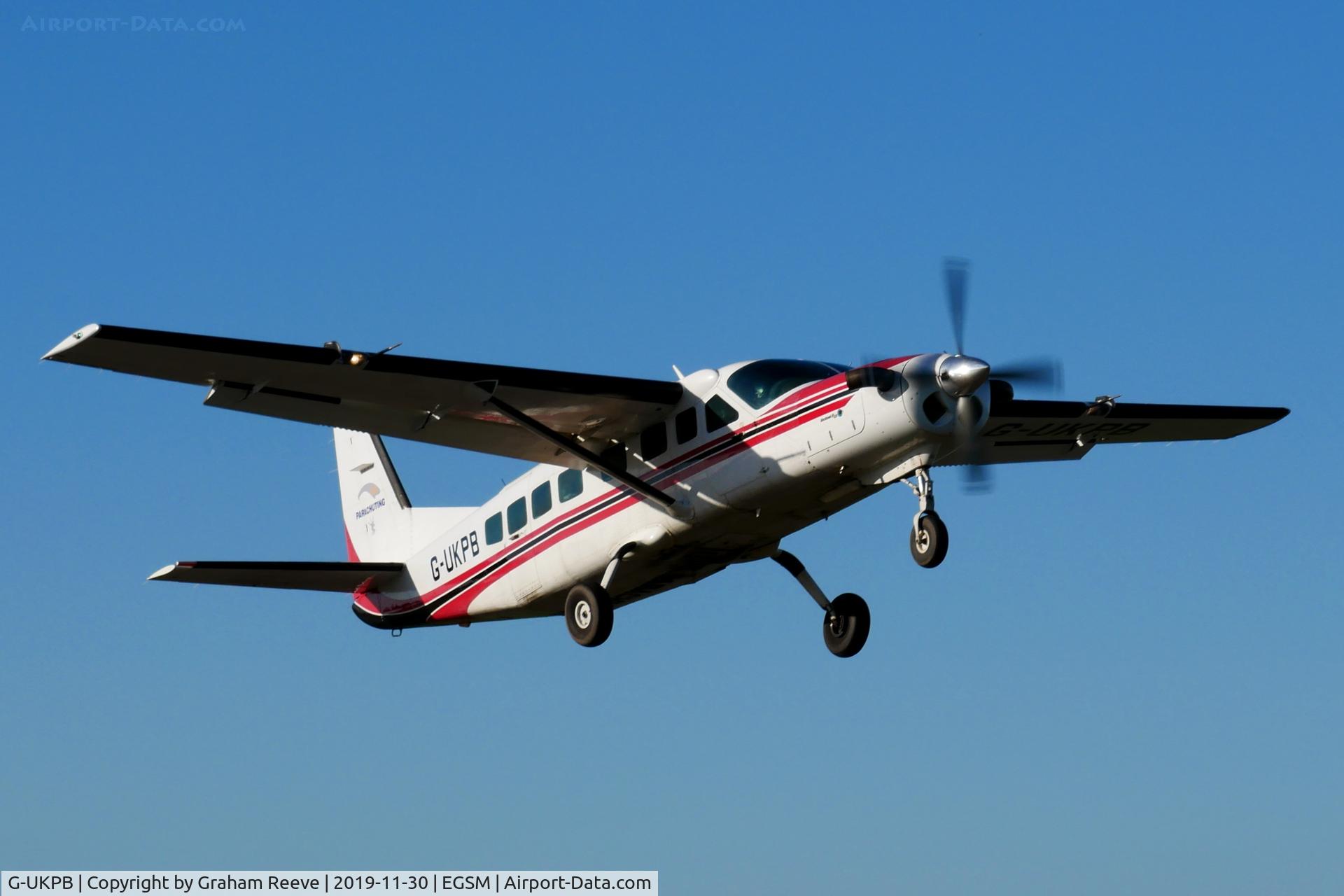 G-UKPB, 1997 Cessna 208B Grand Caravan C/N 208B-0629, Departing from Beccles.