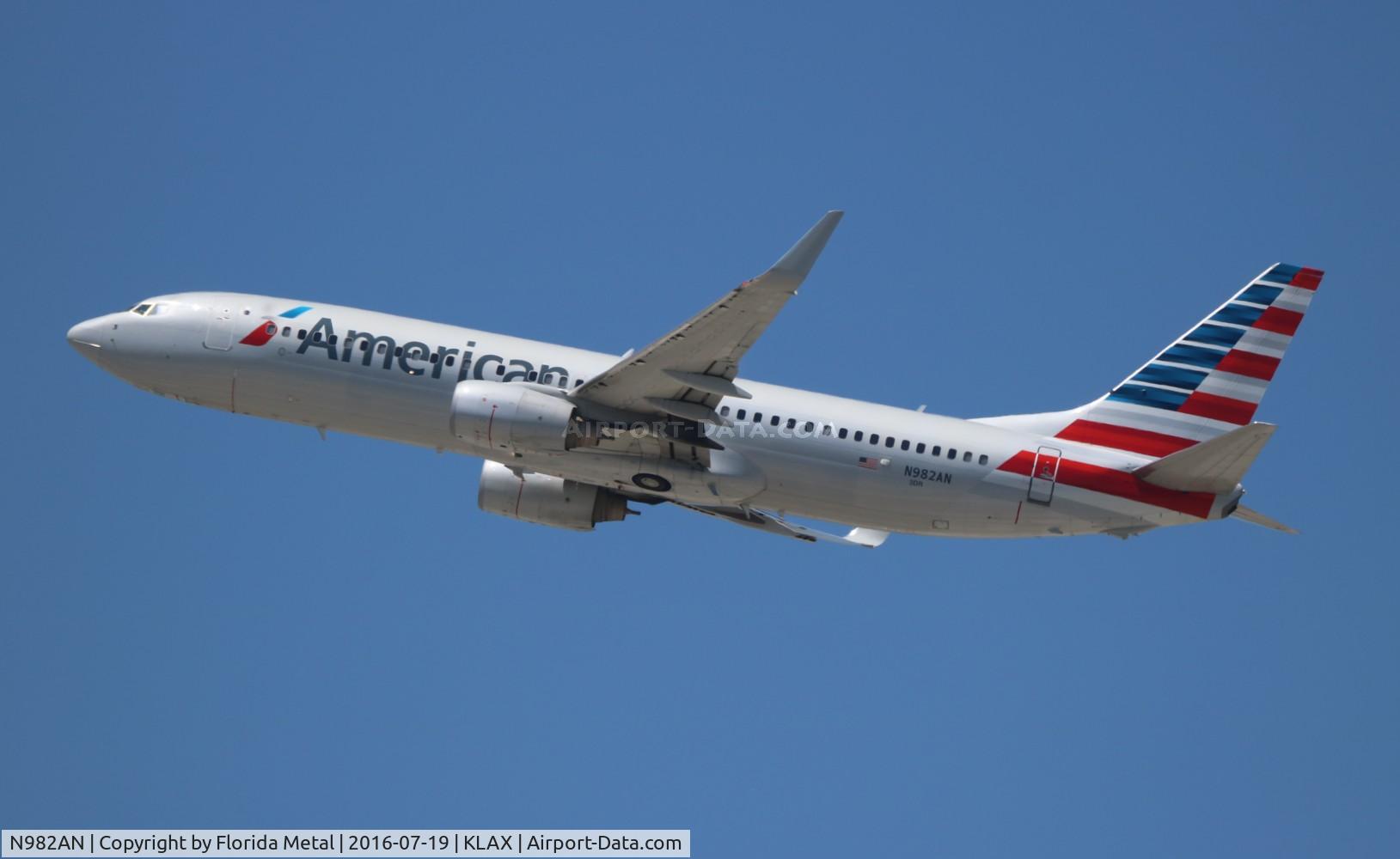 N982AN, 2009 Boeing 737-823 C/N 31067, American