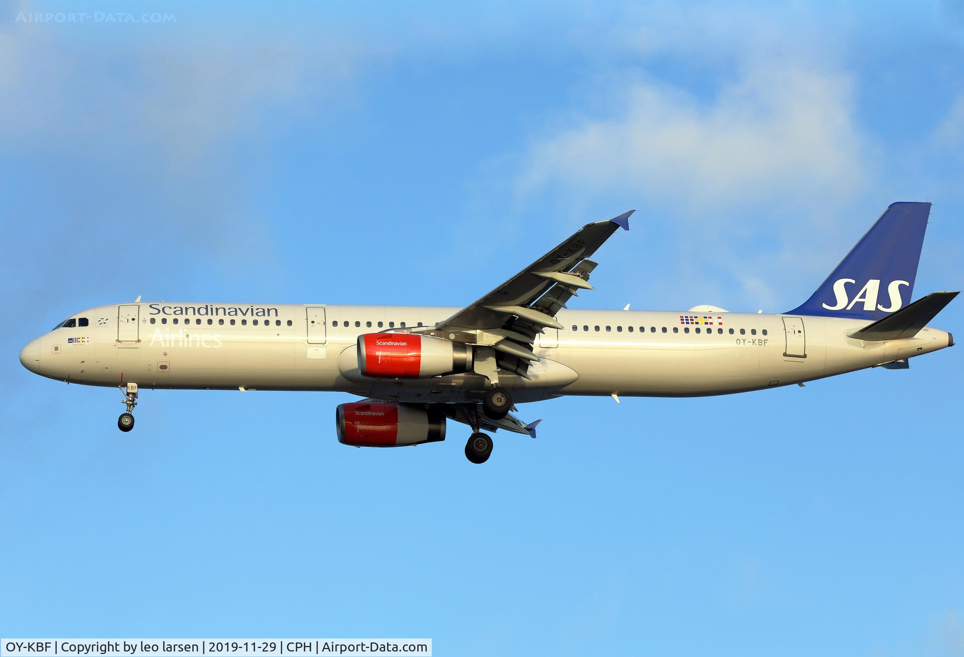 OY-KBF, 2002 Airbus A321-232 C/N 1807, Copenhagen 29.11.2019 L/D R-30