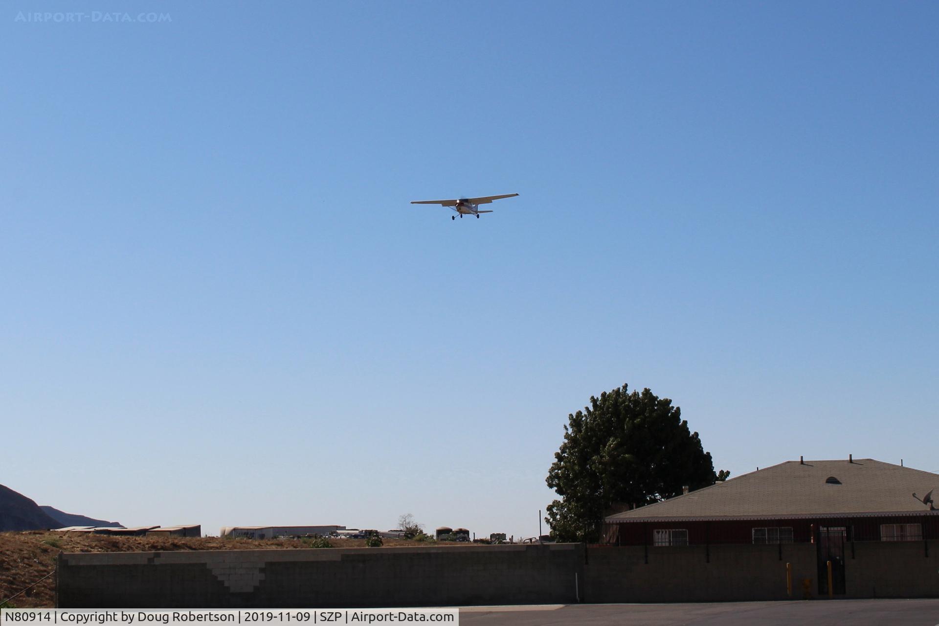 N80914, 1976 Cessna 172M C/N 17266799, 1976 Cessna 172M SKYHAWK, Lycoming O-320-E2D 150 Hp, on final Rwy 04