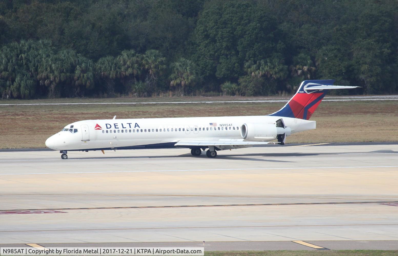 N985AT, 2001 Boeing 717-200 C/N 55090, Delta