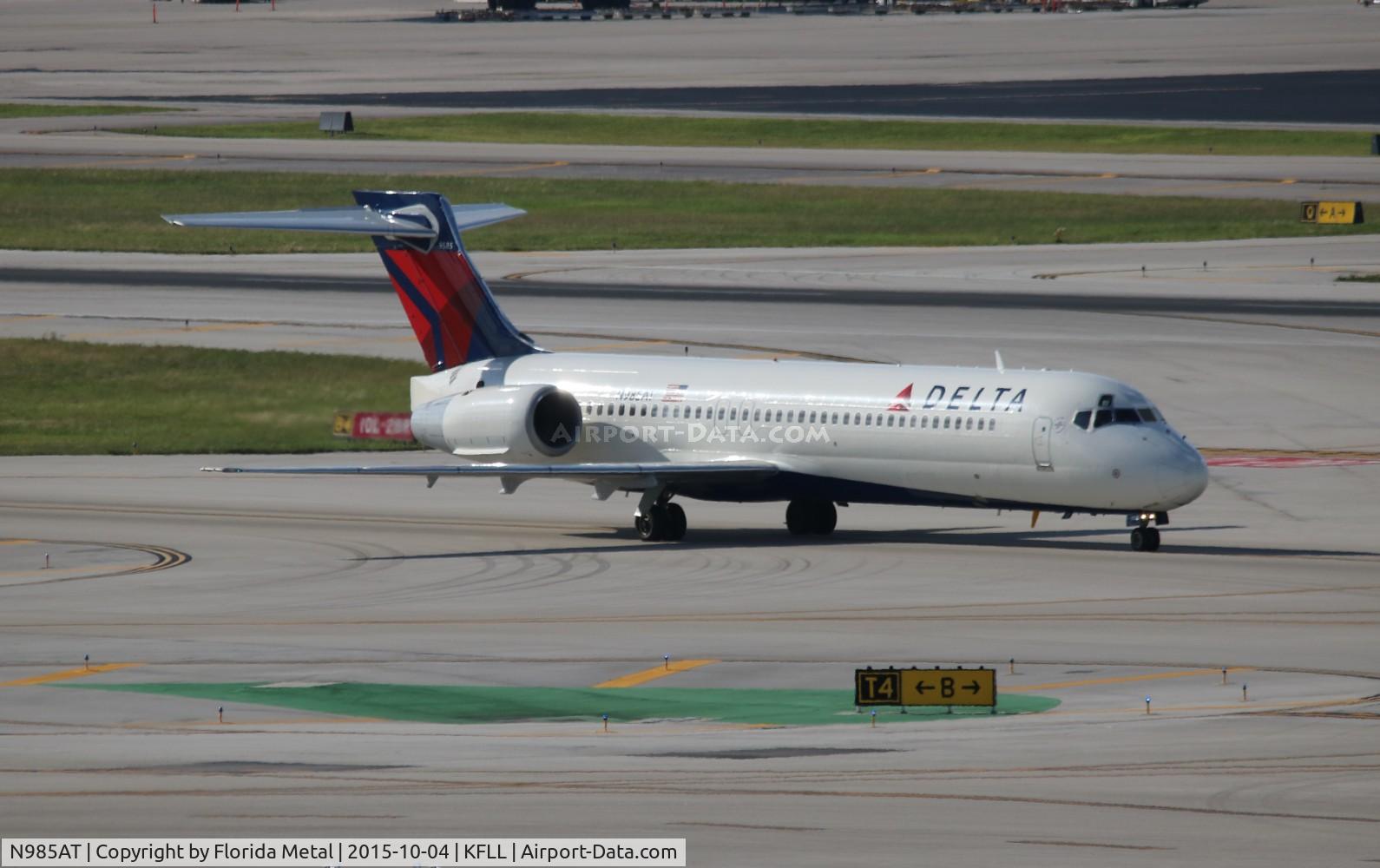 N985AT, 2001 Boeing 717-200 C/N 55090, Delta