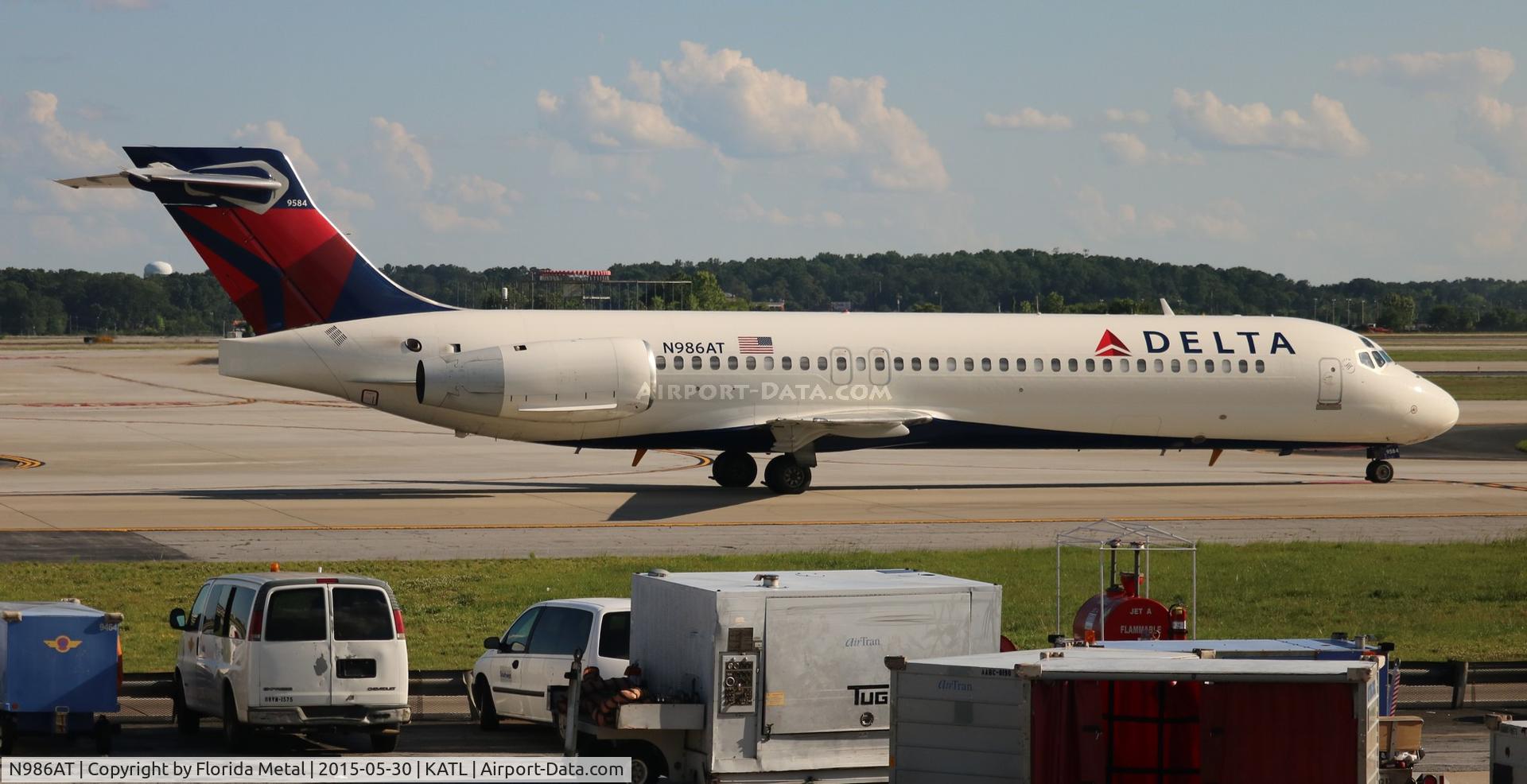 N986AT, 2001 Boeing 717-200 C/N 55089, Delta