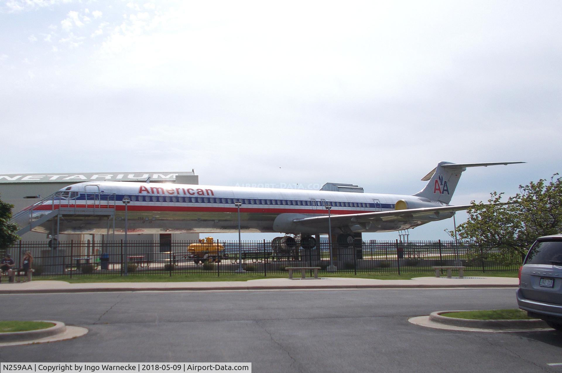 N259AA, 1985 McDonnell Douglas MD-82 (DC-9-82) C/N 49289, McDonnell Douglas MD-82 (DC-9-82) at the Tulsa Air and Space Museum, Tulsa OK