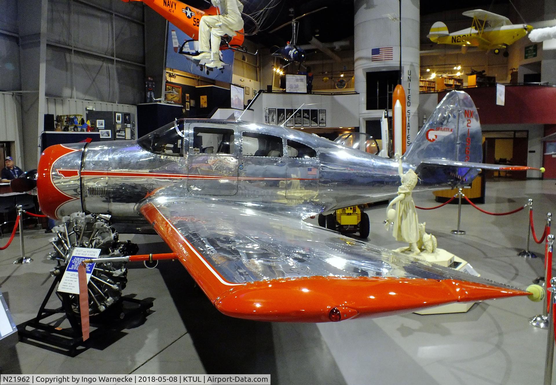 N21962, 1945 Spartan 12 C/N 1, Spartan 12W Executive at the Tulsa Air and Space Museum, Tulsa OK