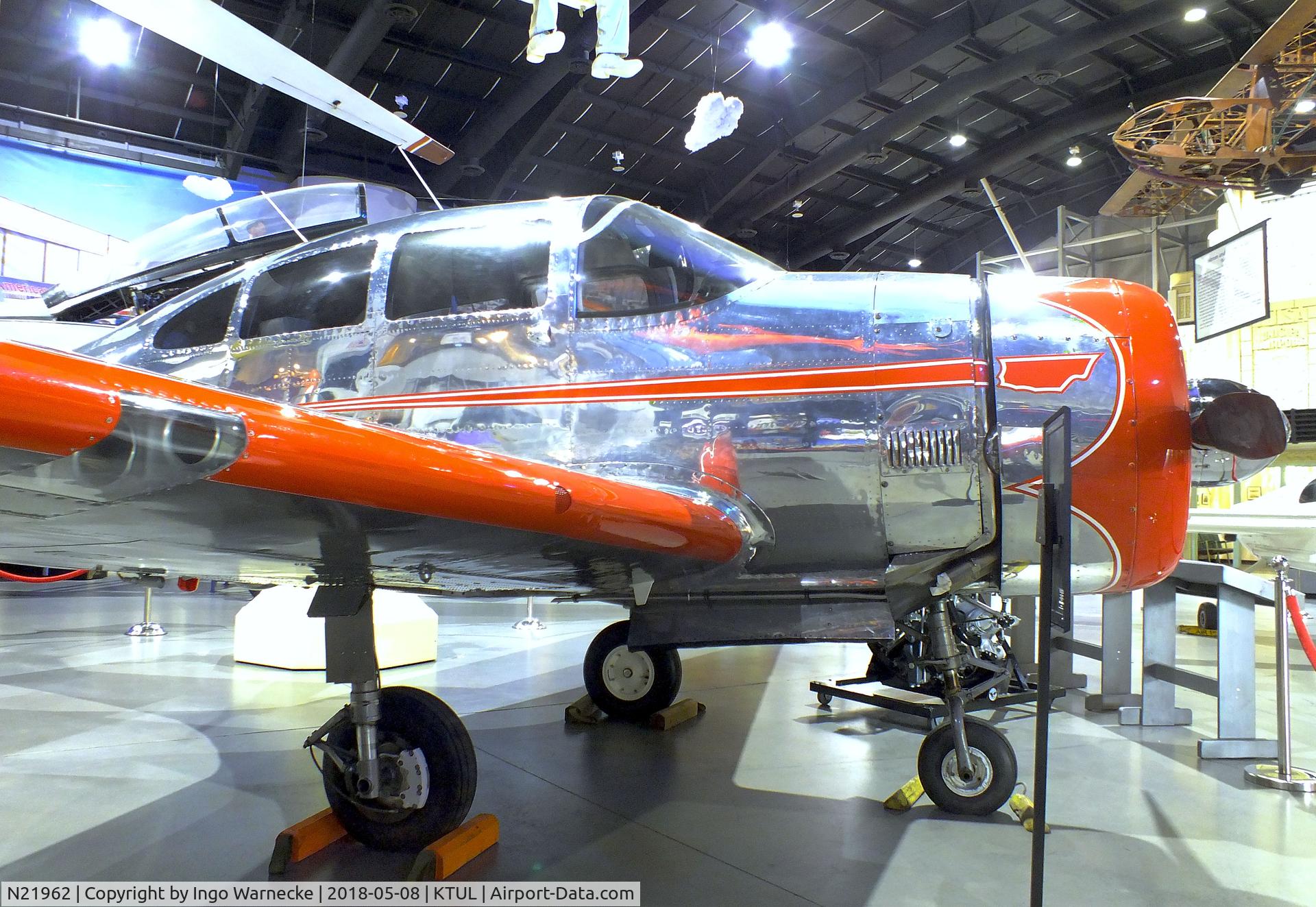 N21962, 1945 Spartan 12 C/N 1, Spartan 12W Executive at the Tulsa Air and Space Museum, Tulsa OK
