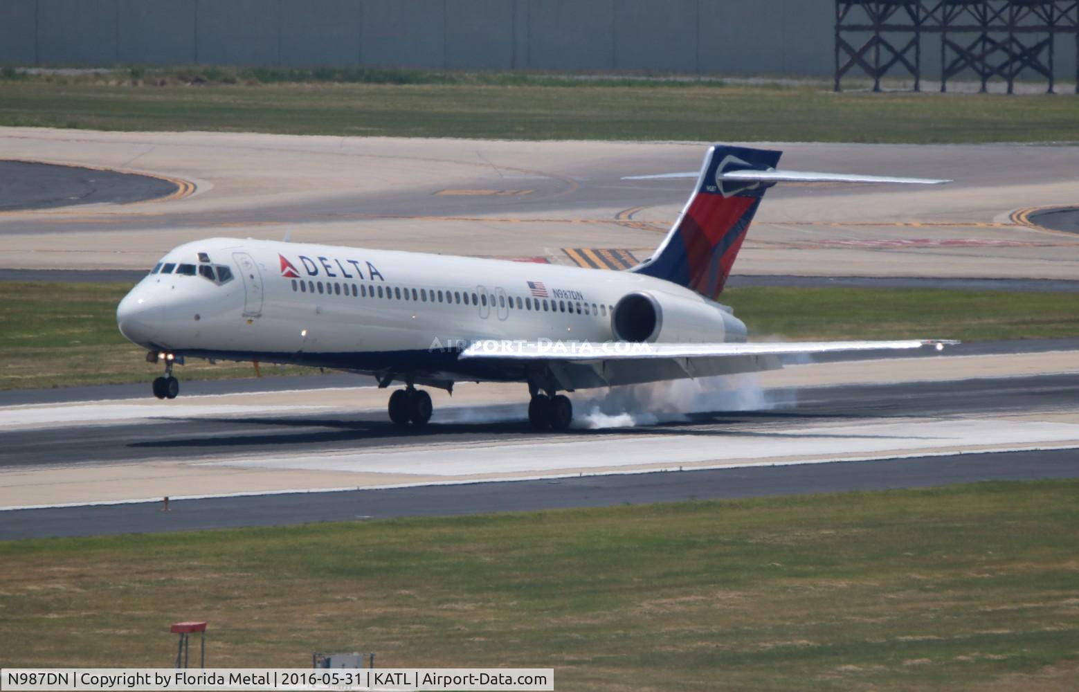 N987DN, 2000 Boeing 717-23S C/N 55064, Delta