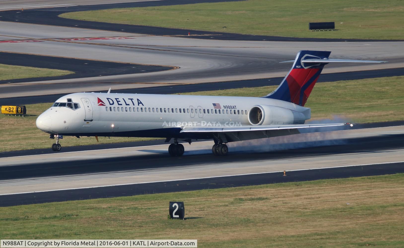 N988AT, 2001 Boeing 717-200 C/N 55068, Delta