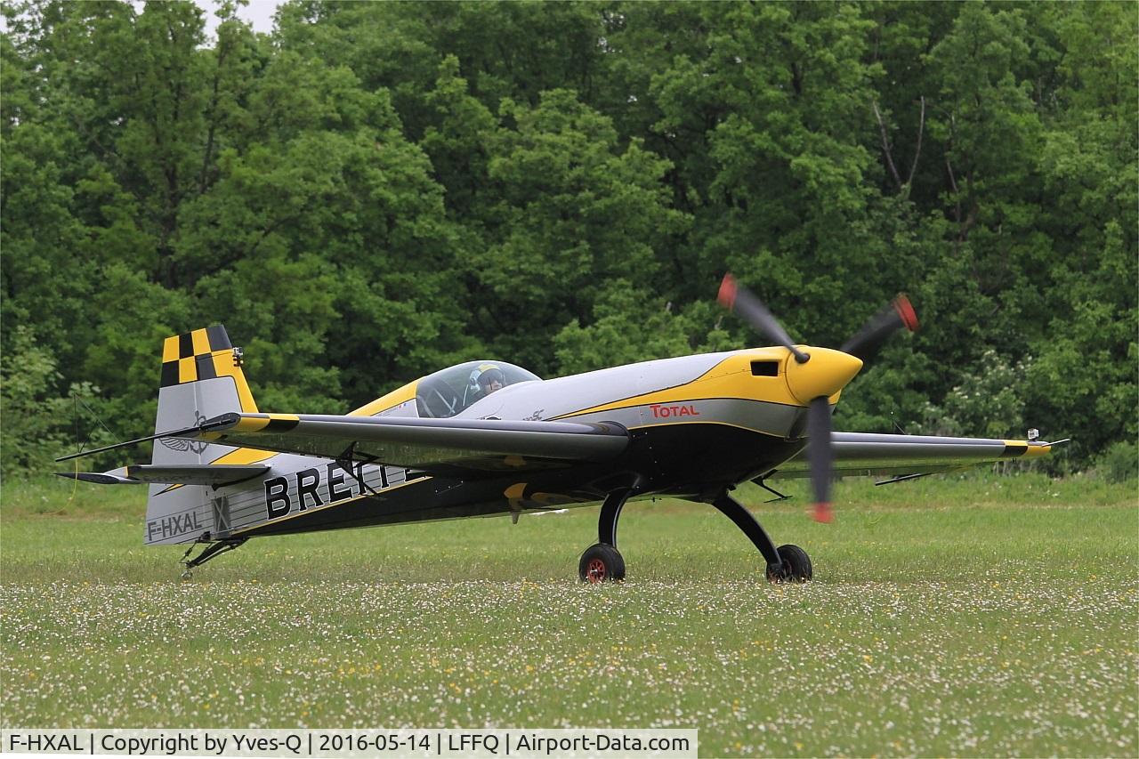 F-HXAL, Extra EA-300SC C/N SC047, Extra EA-300SC, Taxiing to parking area, La Ferté-Alais (LFFQ) air show 2016
