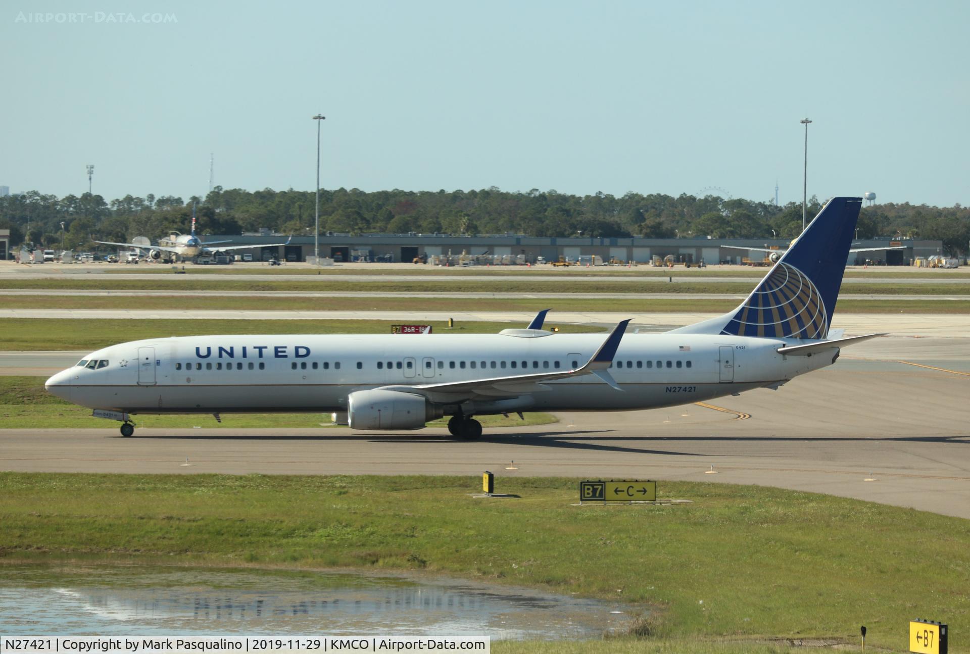 N27421, 2008 Boeing 737-924/ER C/N 37094, Boeing 737-924/ER