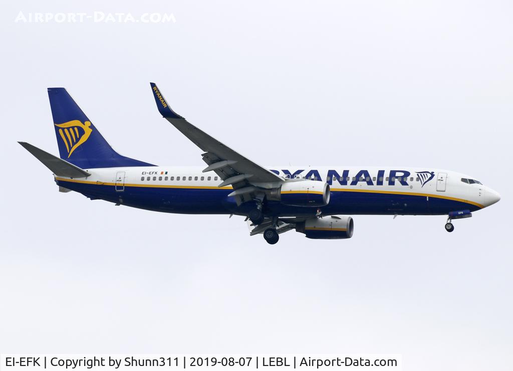 EI-EFK, 2009 Boeing 737-8AS C/N 37537, Landing rwy 07L