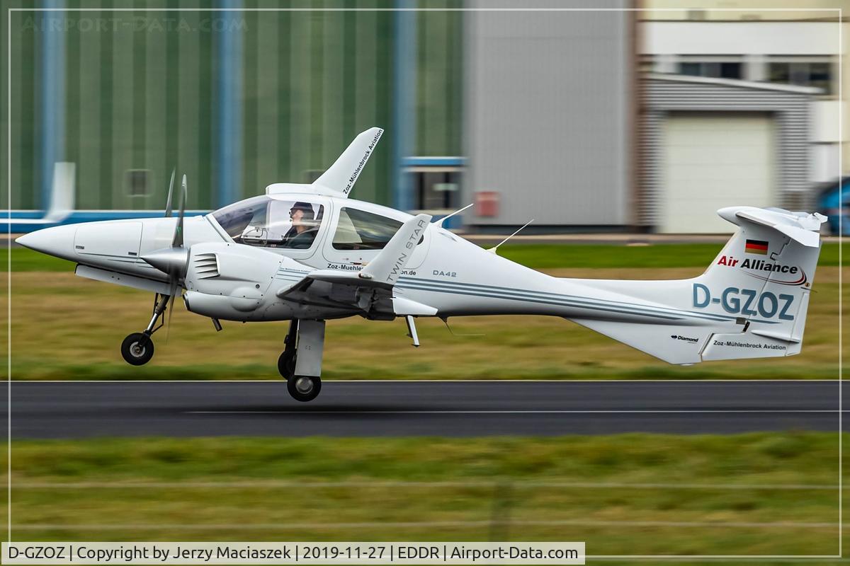 D-GZOZ, Diamond DA-42 Twin Star C/N 42.150, Diamond DA42 Twin Star