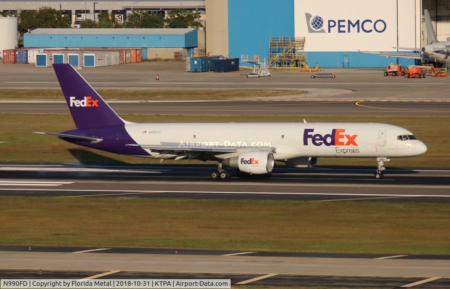 N990FD, 1986 Boeing 757-232 C/N 22909, FedEx