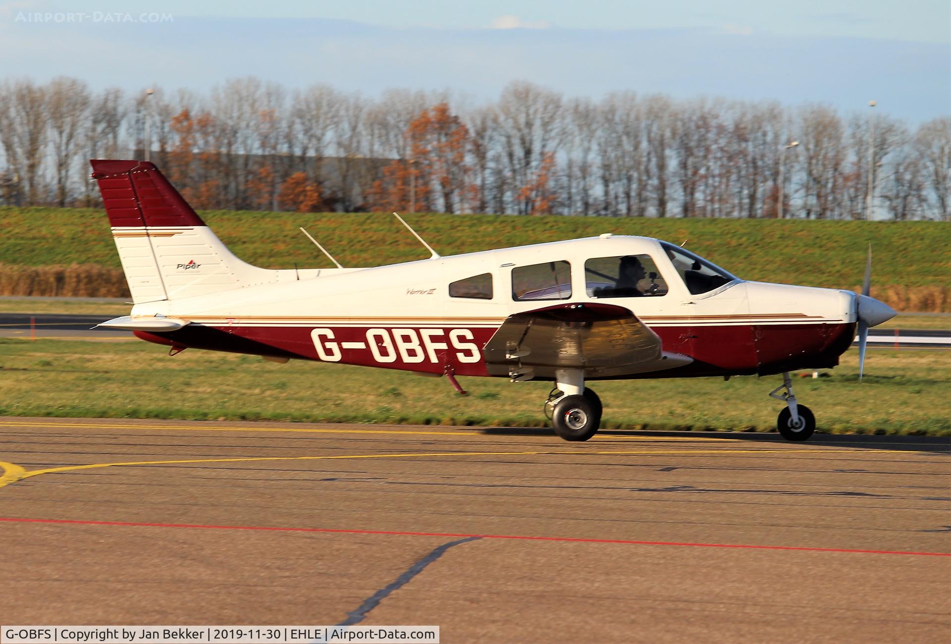 G-OBFS, 1998 Piper PA-28-161 Warrior III C/N 28-42039, Lelystad Airport
