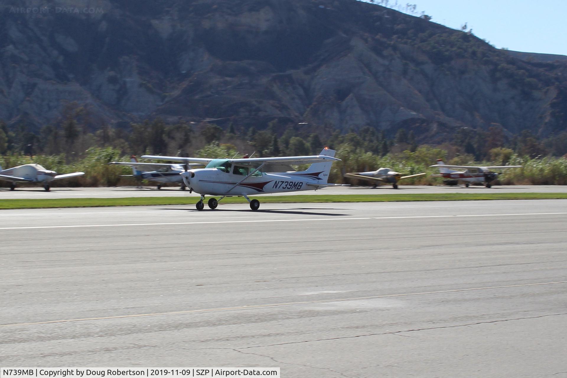 N739MB, 1978 Cessna 172N C/N 17270641, 1978 Cessna 172N SKYHAWK, Lycoming O-360-H2AD 160 Hp, landing roll Rwy 04