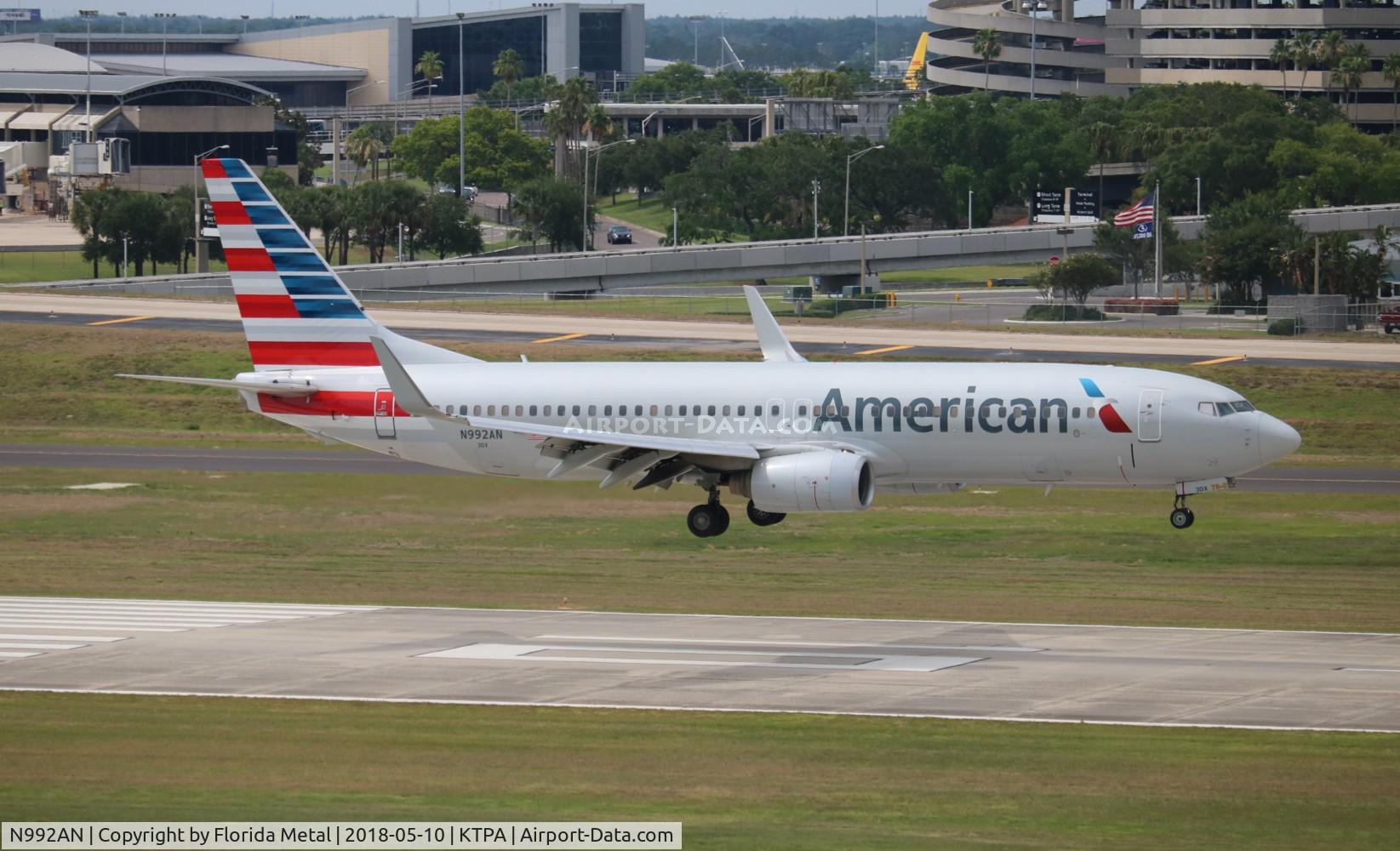 N992AN, 2009 Boeing 737-823 C/N 31071, American
