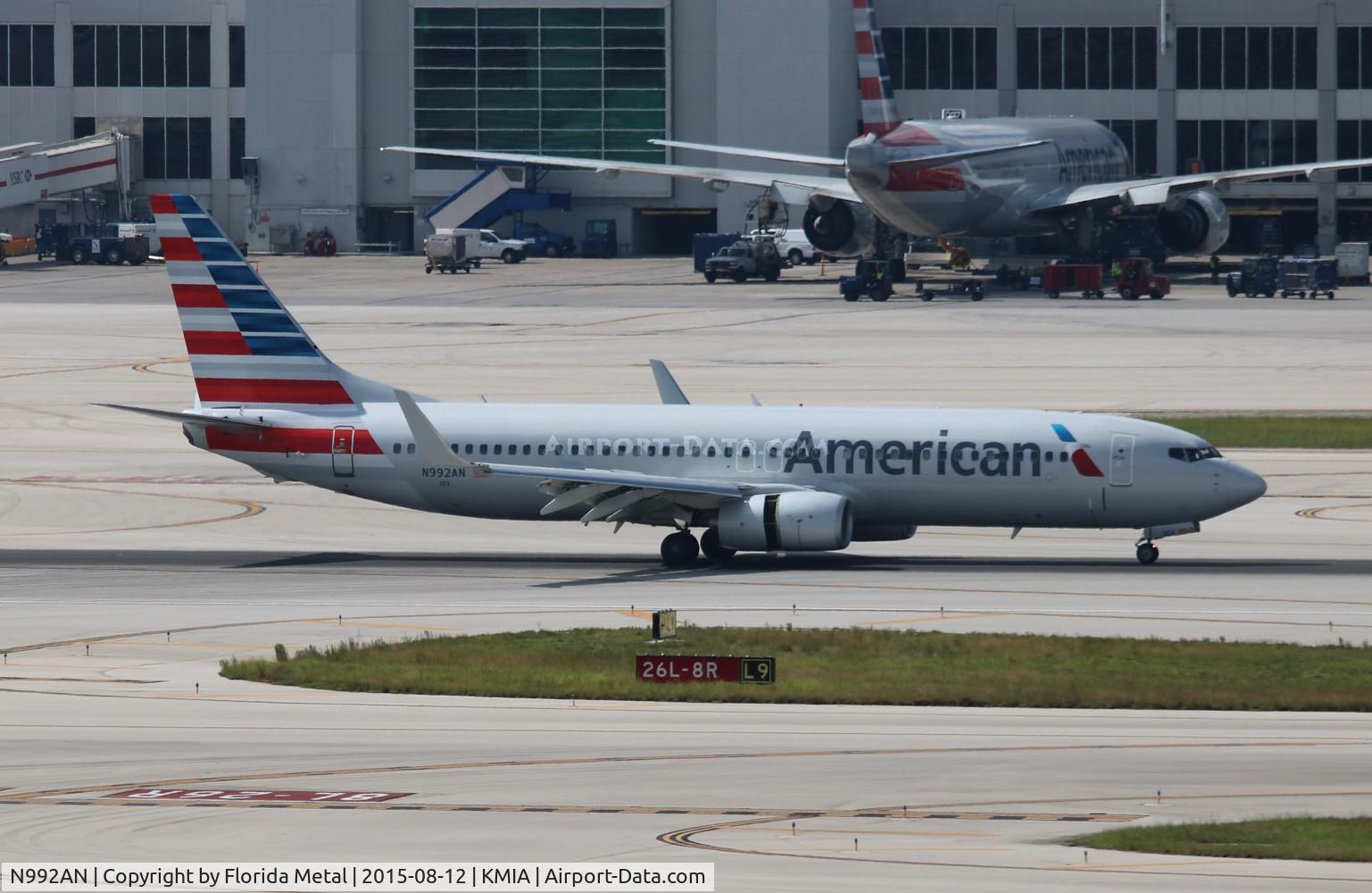 N992AN, 2009 Boeing 737-823 C/N 31071, American