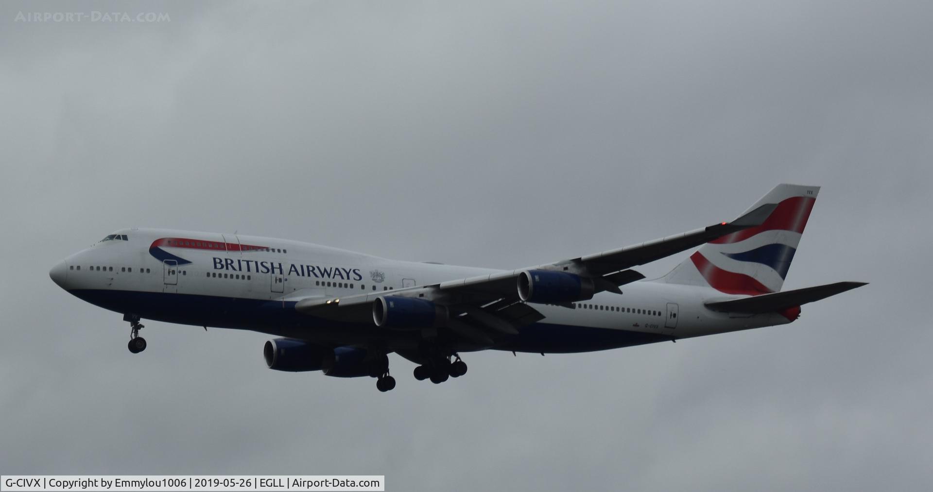 G-CIVX, 1998 Boeing 747-436 C/N 28852, STANDING ON THE END OF LHR RUNWAY