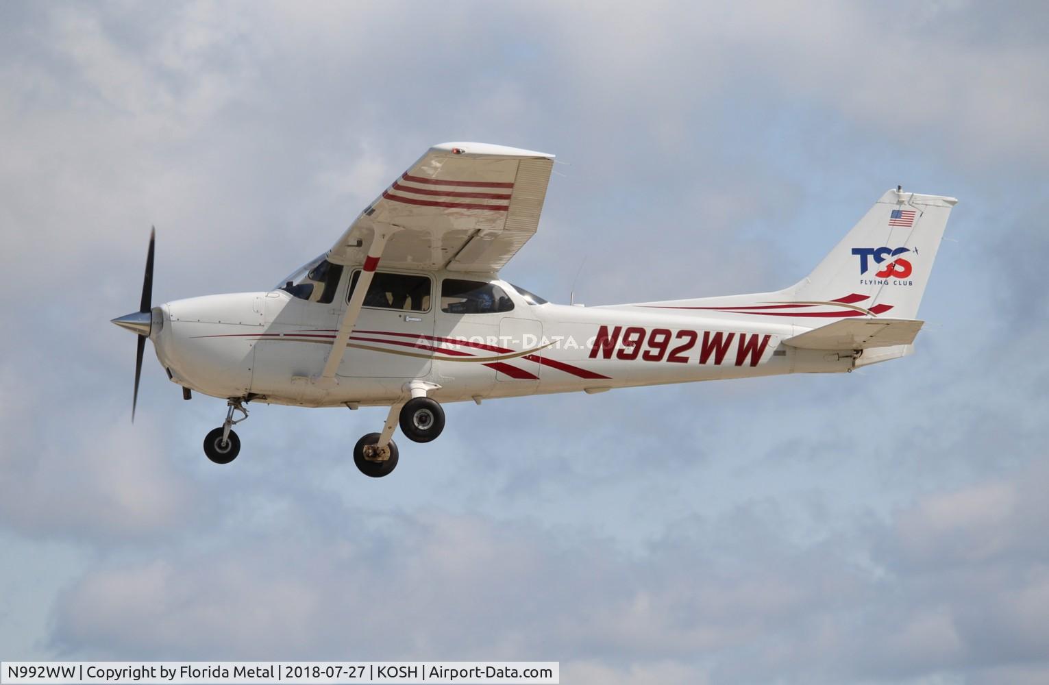 N992WW, 1999 Cessna 172R C/N 17280717, Cessna 172R