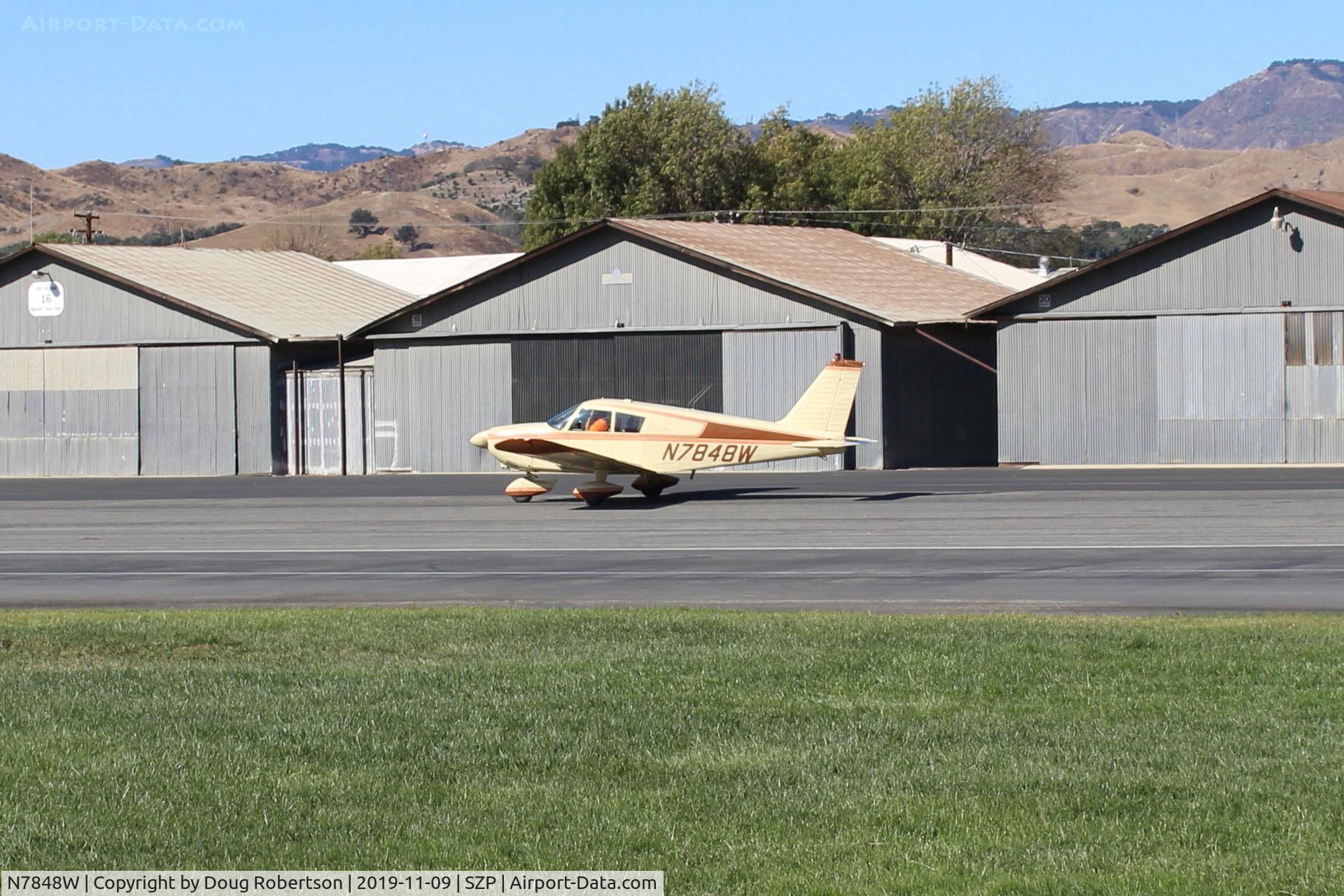 N7848W, 1964 Piper PA-28-180 C/N 28-1866, 1964 Piper PA-28-180, Lycoming O&VO-360 180 Hp, taxi to Rwy 04