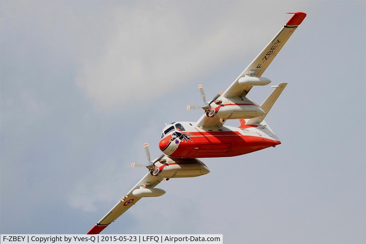 F-ZBEY, Grumman TS-2A/Conair Turbo Firecat C/N 400 (017), Grumman TS-2A-Conair Turbo Firecat, On display, La Ferté-Alais airfield (LFFQ) Airshow 2015