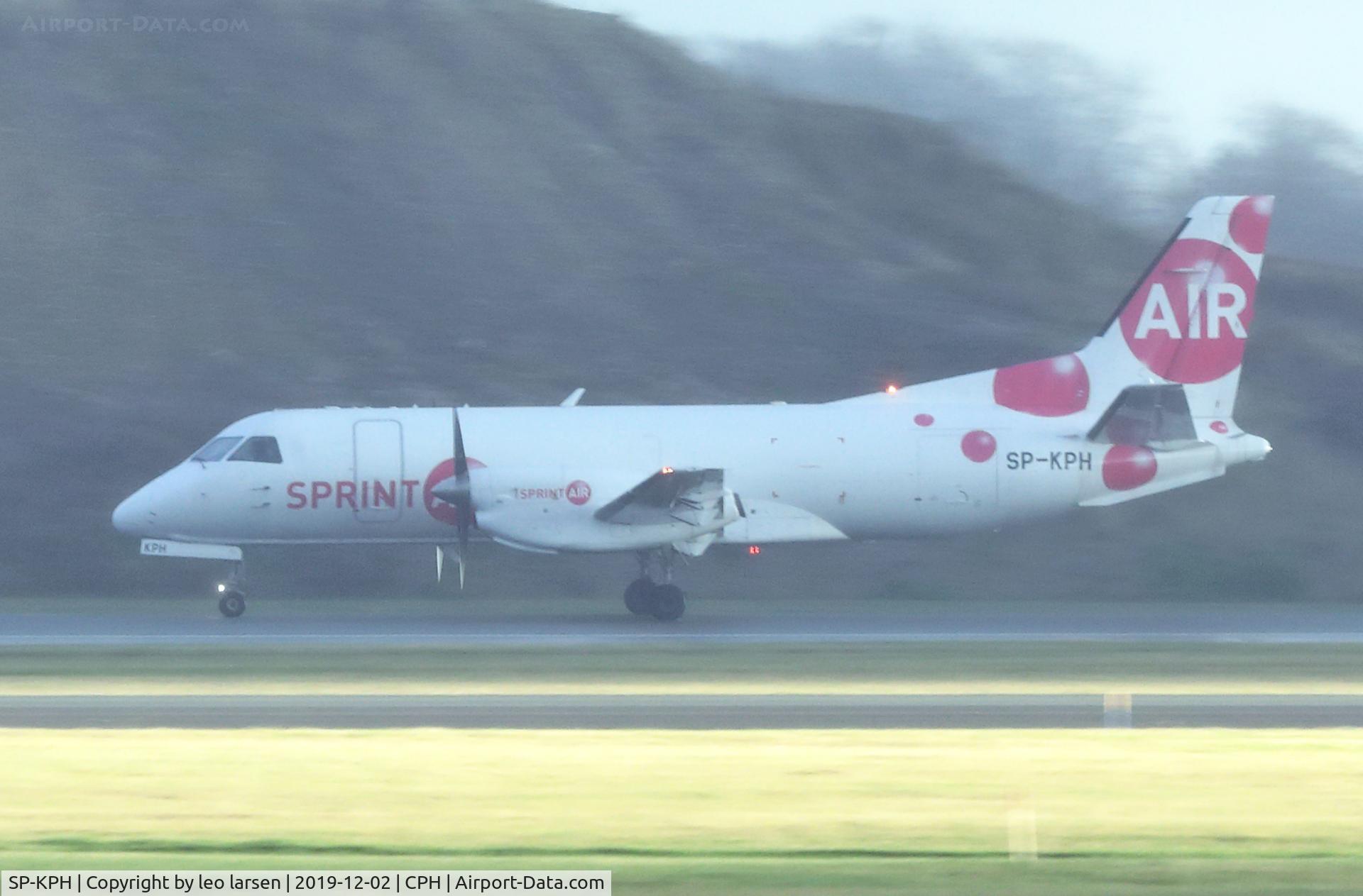 SP-KPH, 1984 Saab-Fairchild SF340 C/N 340A-015, Copenhagen 2.12.2019 T/O R-04R